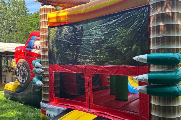 Hüpfburg Jurassic (JM Partybedarf) Hüpfburg Jurassic (JM Partybedarf)