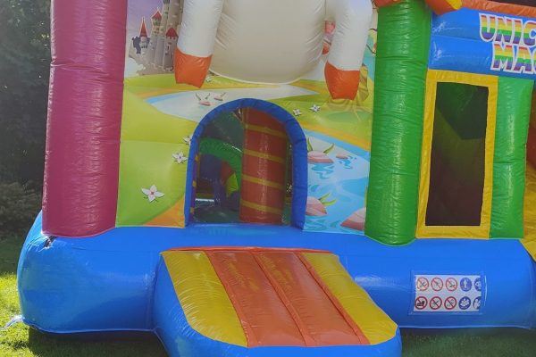 Hüpfburg Einhorn (Multiplay) by JM Partybedarf Hüpfburg Einhorn (Multiplay) by JM Partybedarf